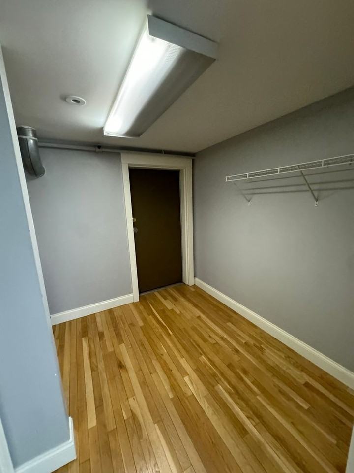 2341 Carnegie Ave #207 - Photo 7 of 10