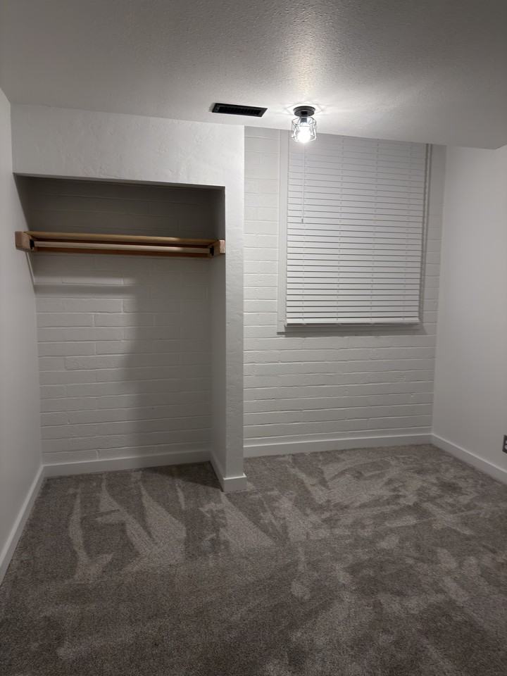 2011 Oregon Ave #2011 - Photo 4 of 17