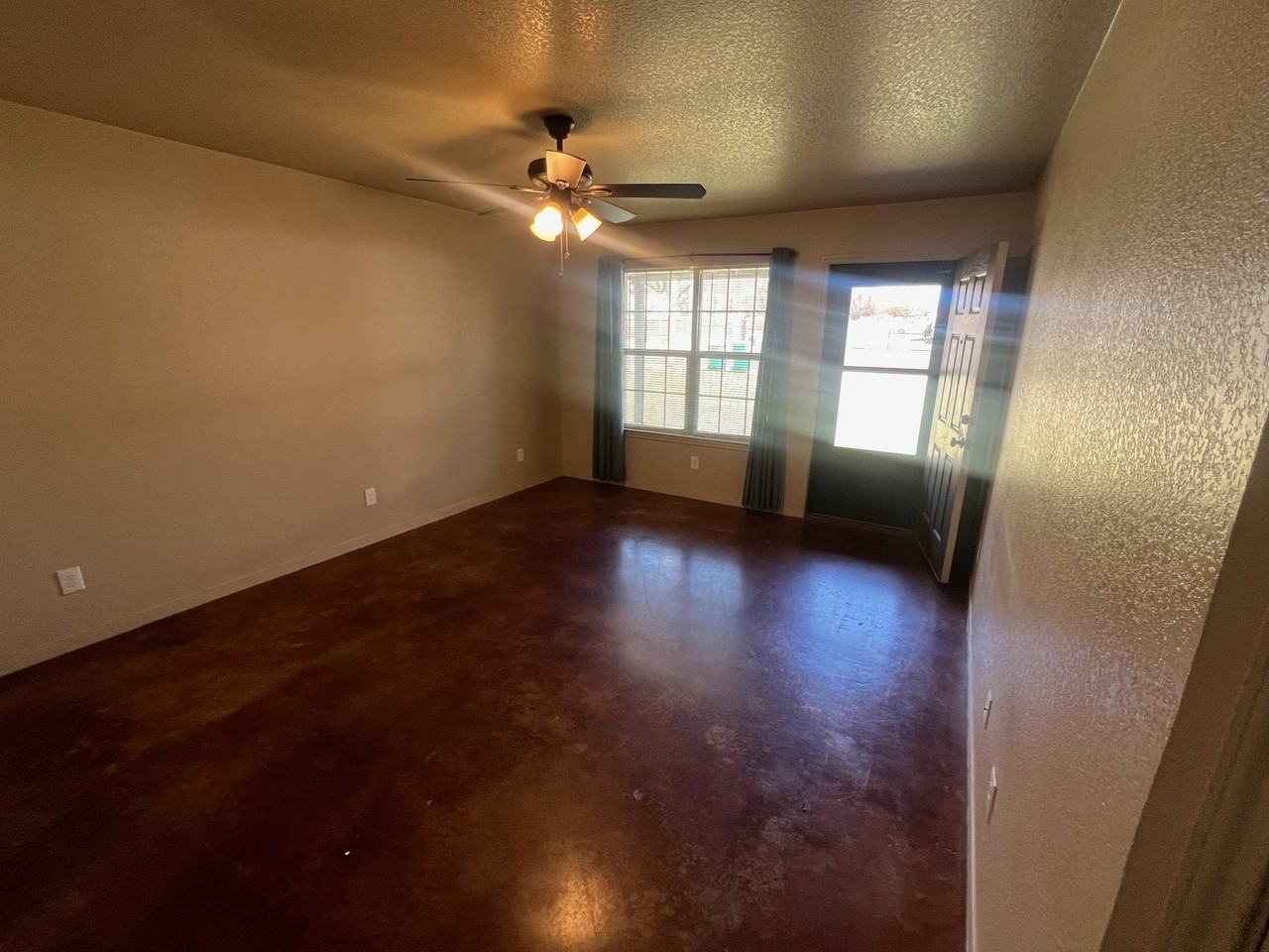 808 Golf Course Rd #B - Photo 4 of 29