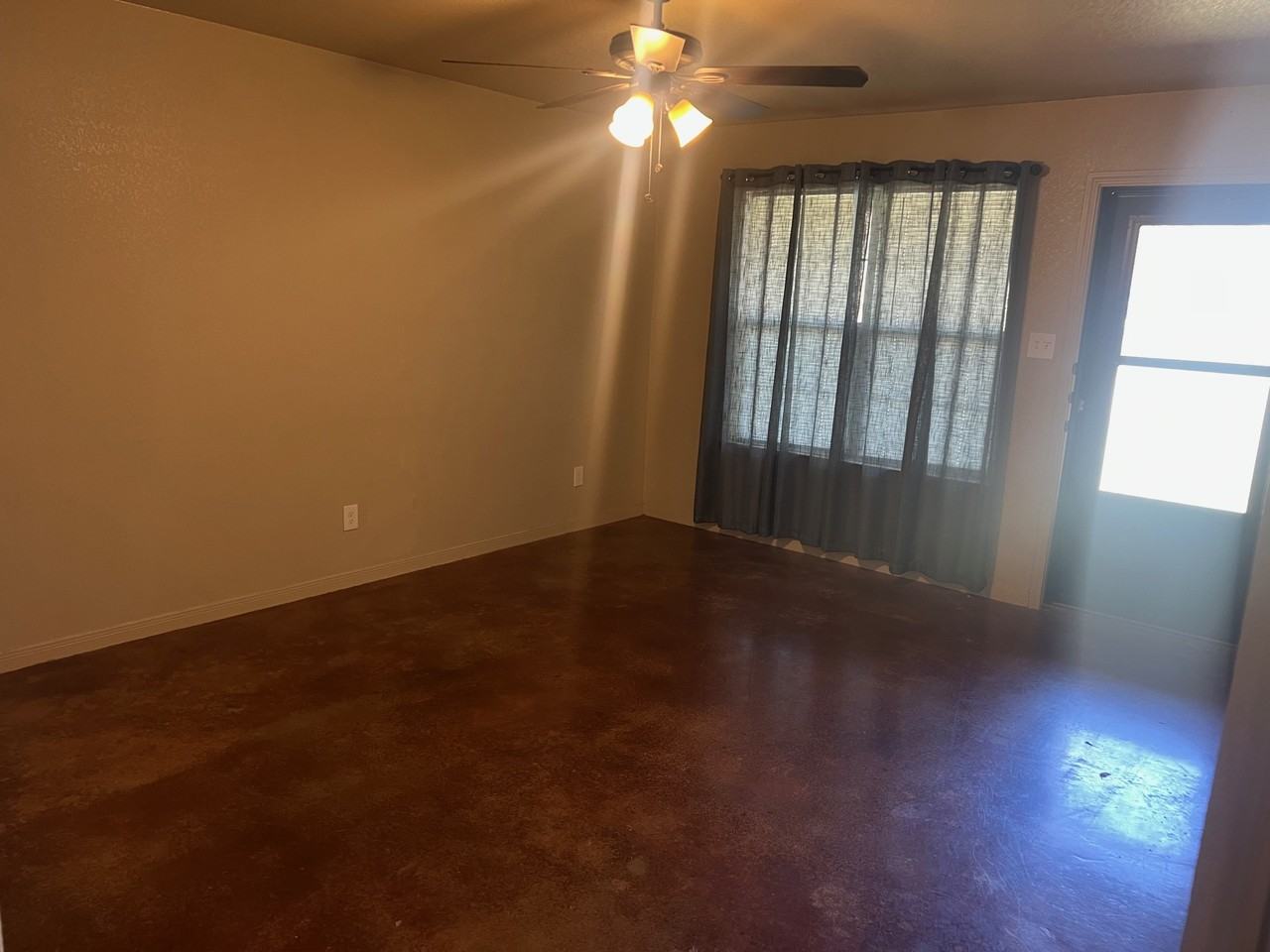 808 Golf Course Rd #B - Photo 5 of 29