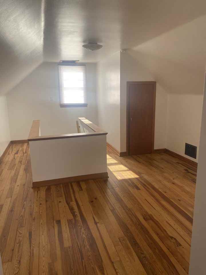 1703 N Mercer St #NA - Photo 4 of 12