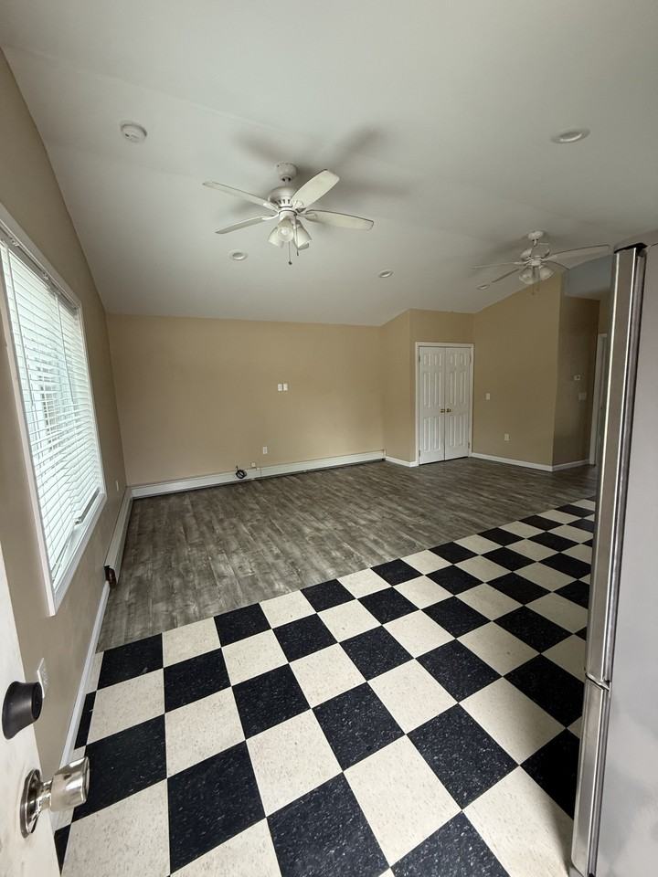 158 Lake Hayward Rd #NA - Photo 3 of 8