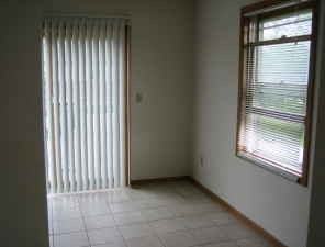 400 Manchester Ln #402 - Photo 2 of 13