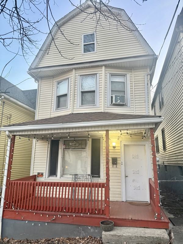 449 New Market St - Photo 2 of 18