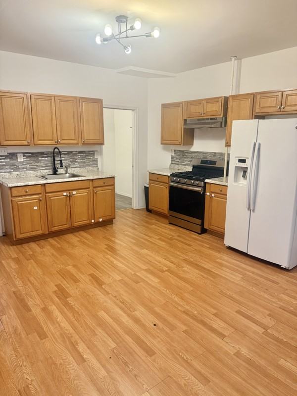 449 New Market St - Photo 3 of 18