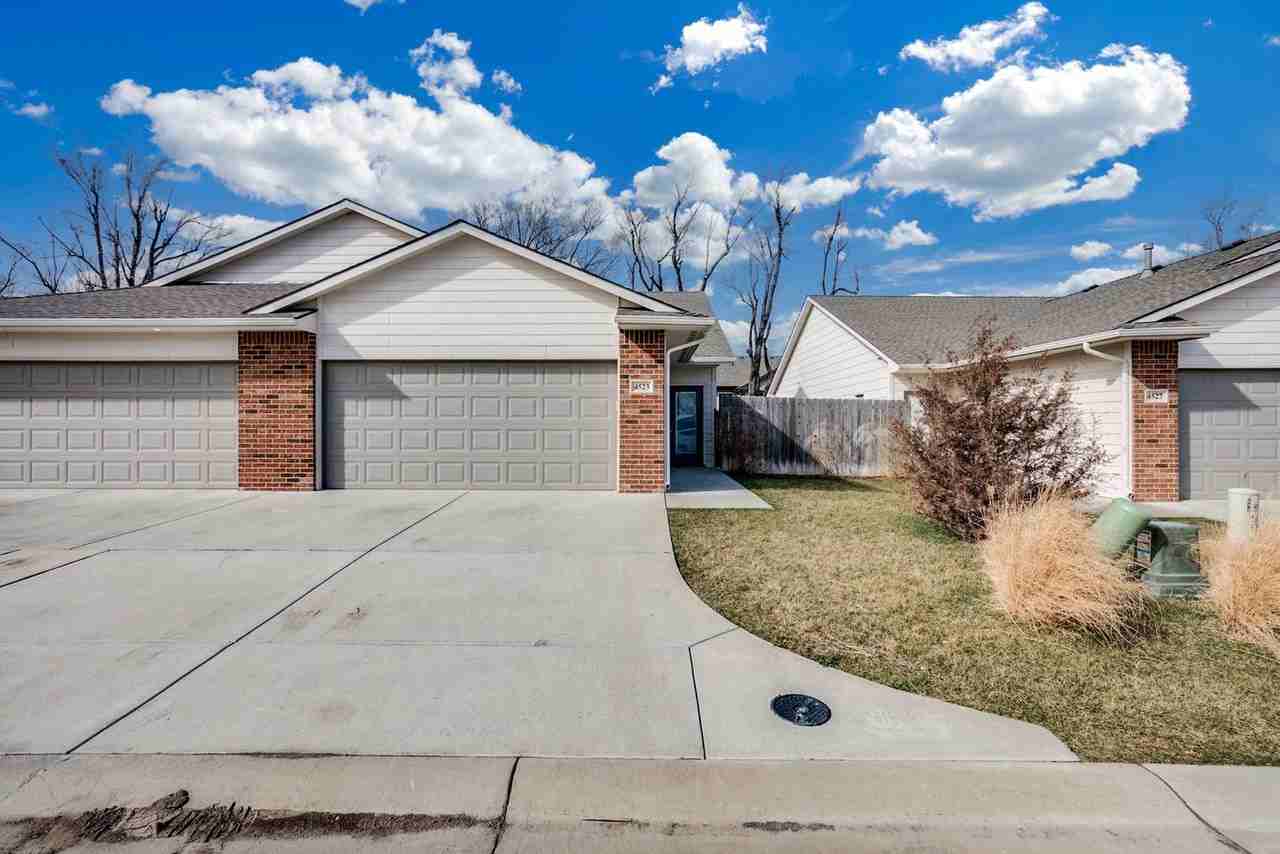 4516 N Froli St - Photo 2 of 13