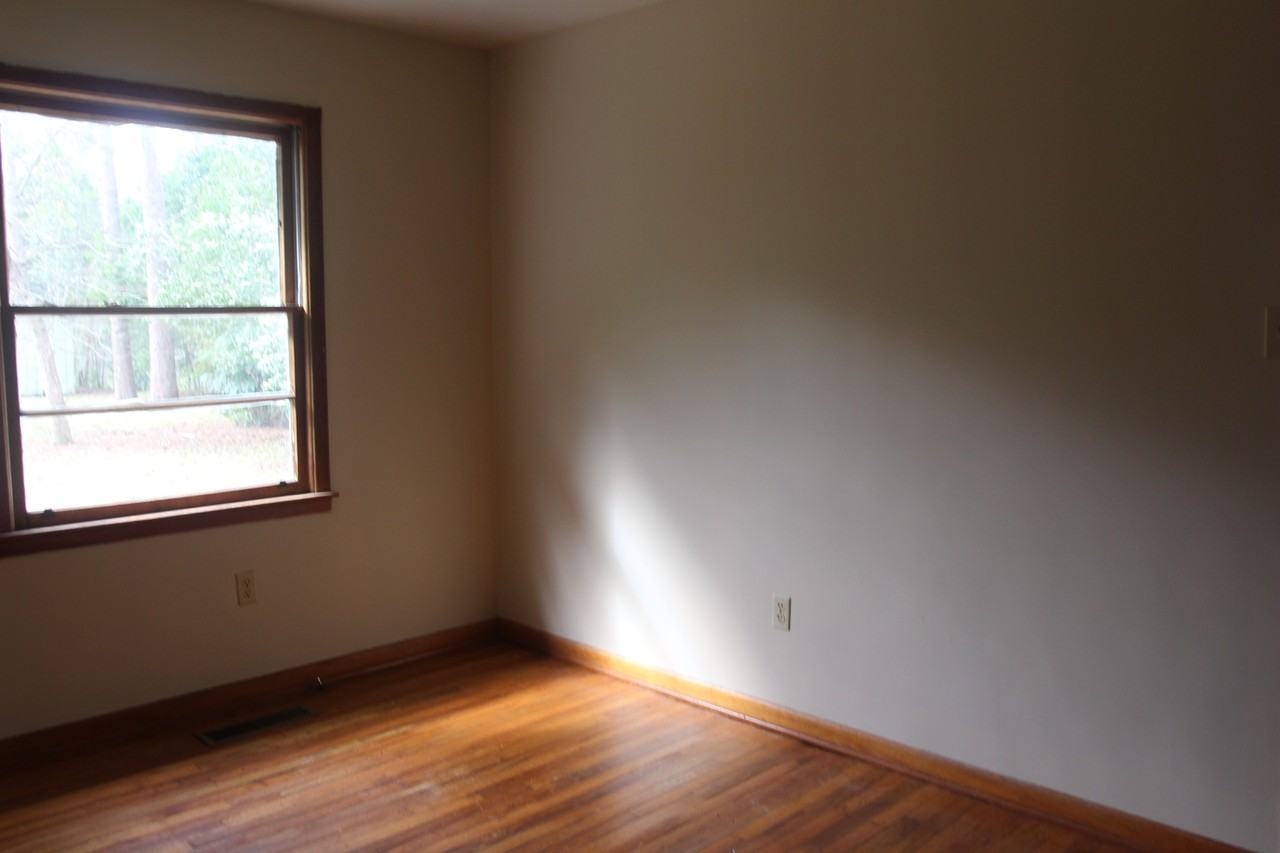 1800 Gillionville Rd #1 - Photo 6 of 9