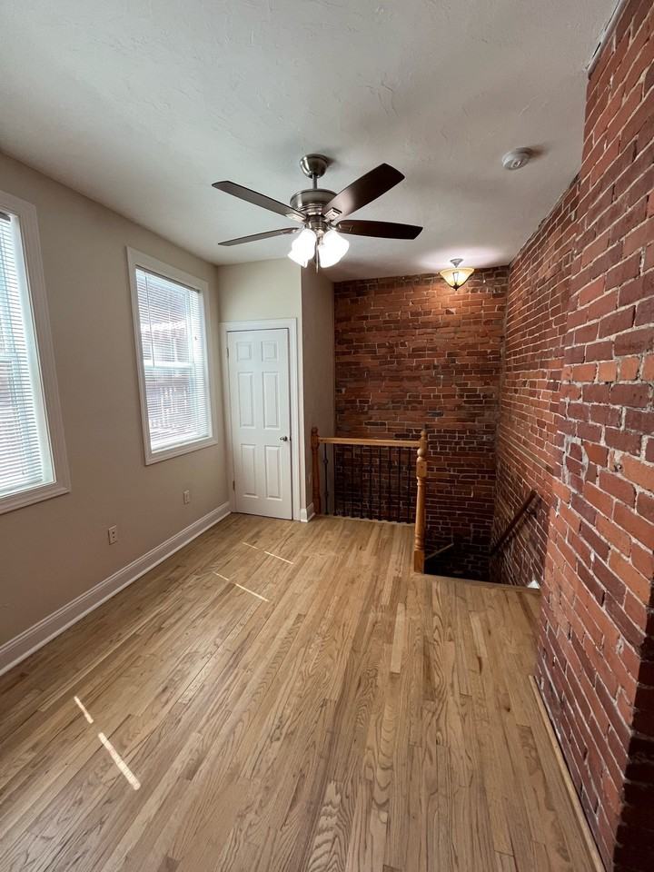 185 Lodi Way #185 - Photo 6 of 20