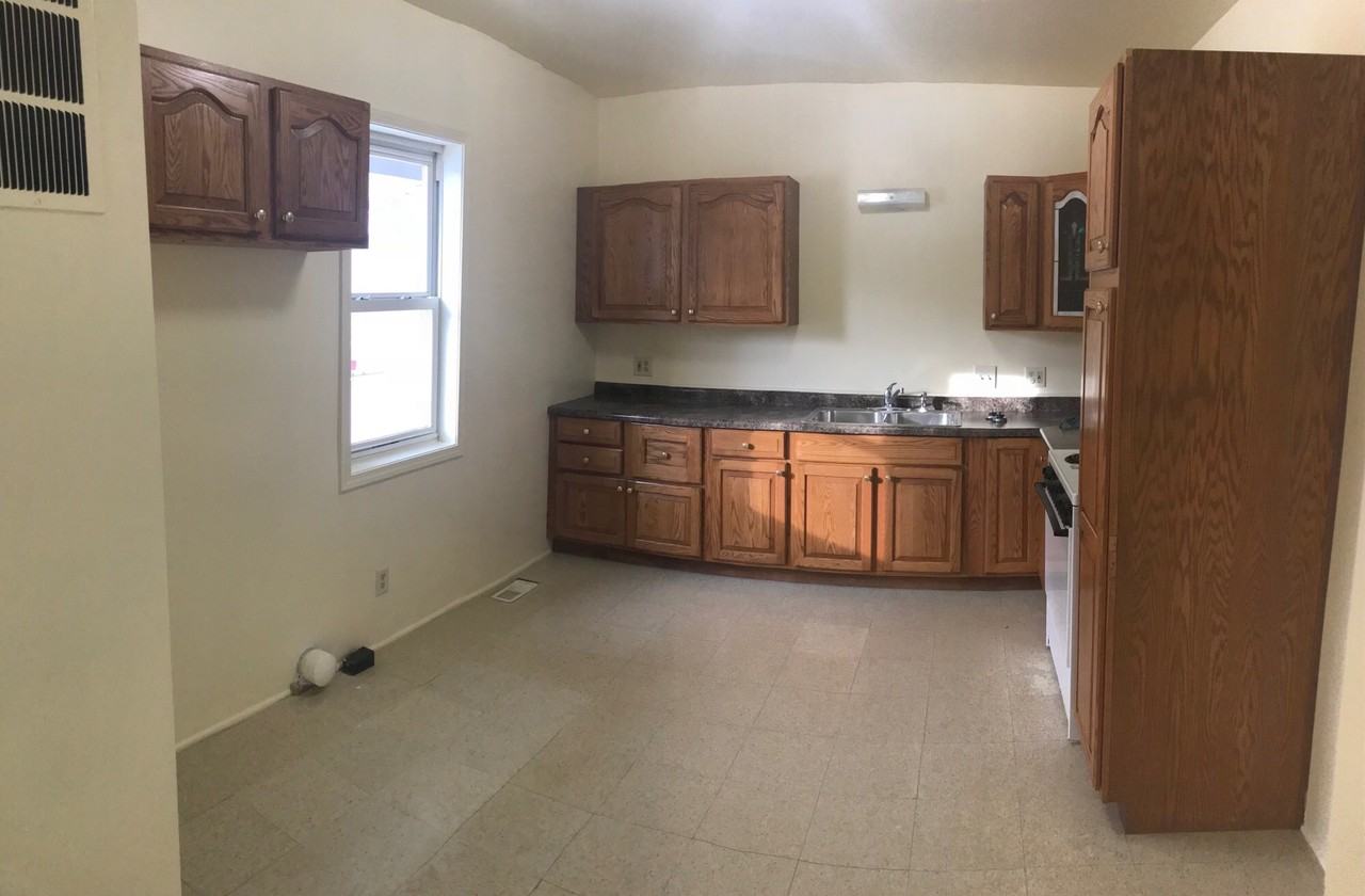 909 Stone St #1 - Photo 2 of 13