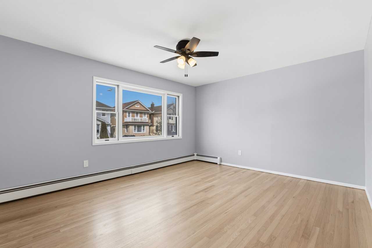 360 West Fulton Street #1 - Photo 6 of 21