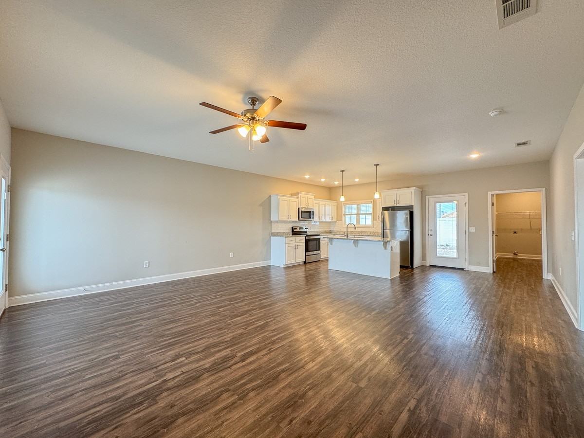 85 Stockyard Rd #1 - Photo 7 of 14