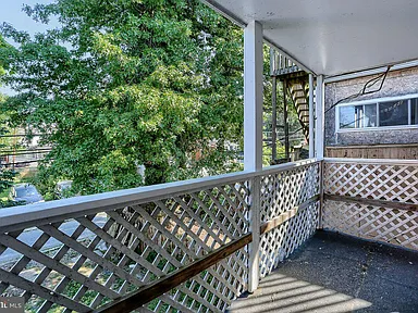 1418 State St #2 - Photo 7 of 8