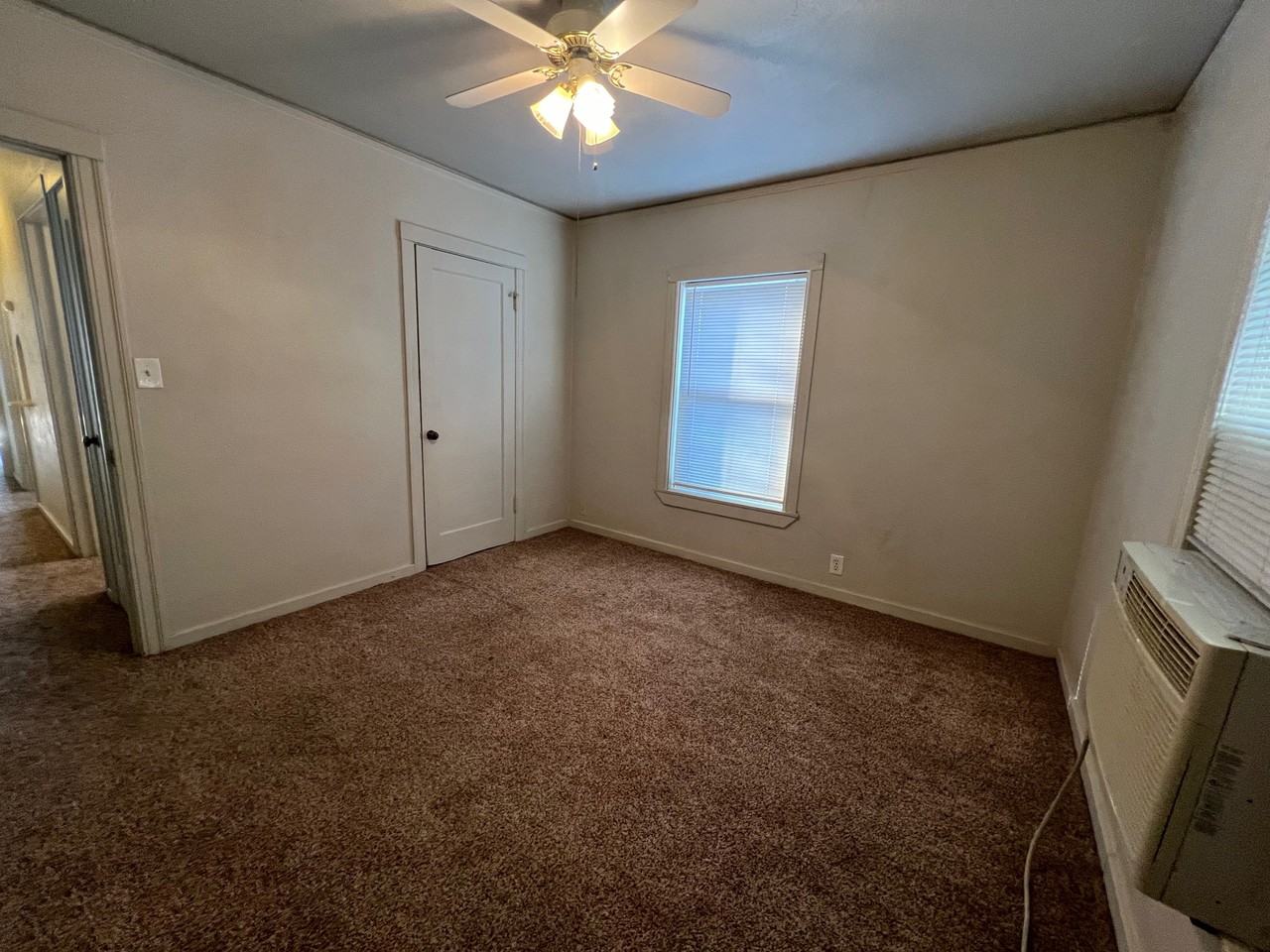 818 C St #1-2 - Photo 2 of 6