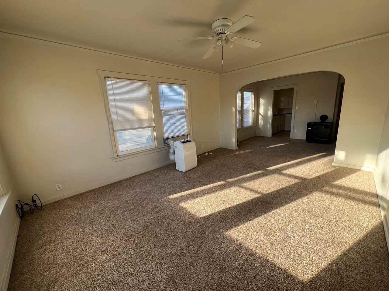 818 C St #1-2 - Photo 5 of 6