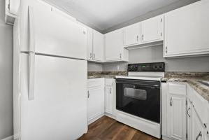featured image of 3311 Mahoney Dr #3311