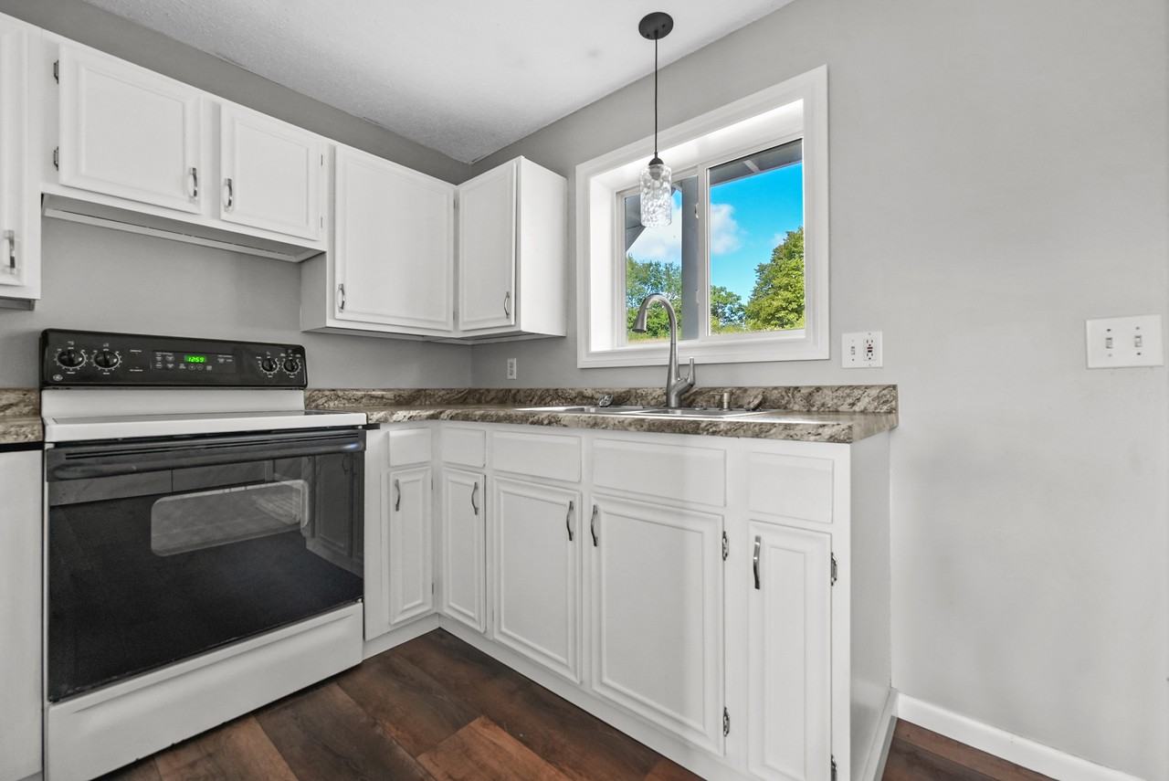 3311 Mahoney Dr #3311 - Photo 2 of 27