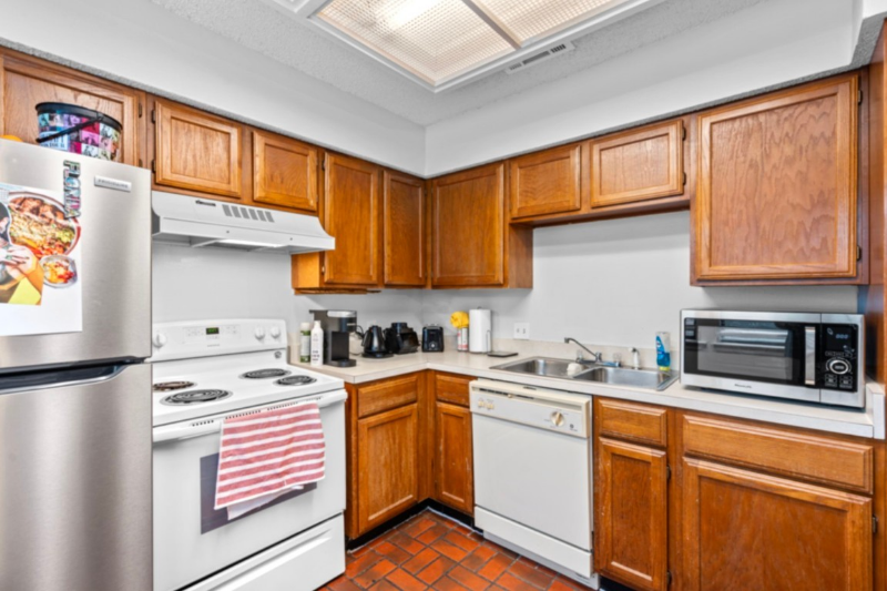 2210 Rio Grande St #207 - Photo 6 of 14