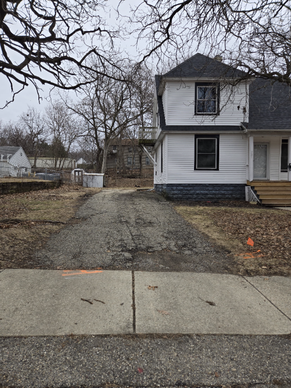 1105 Wheeler St - Photo 2 of 14