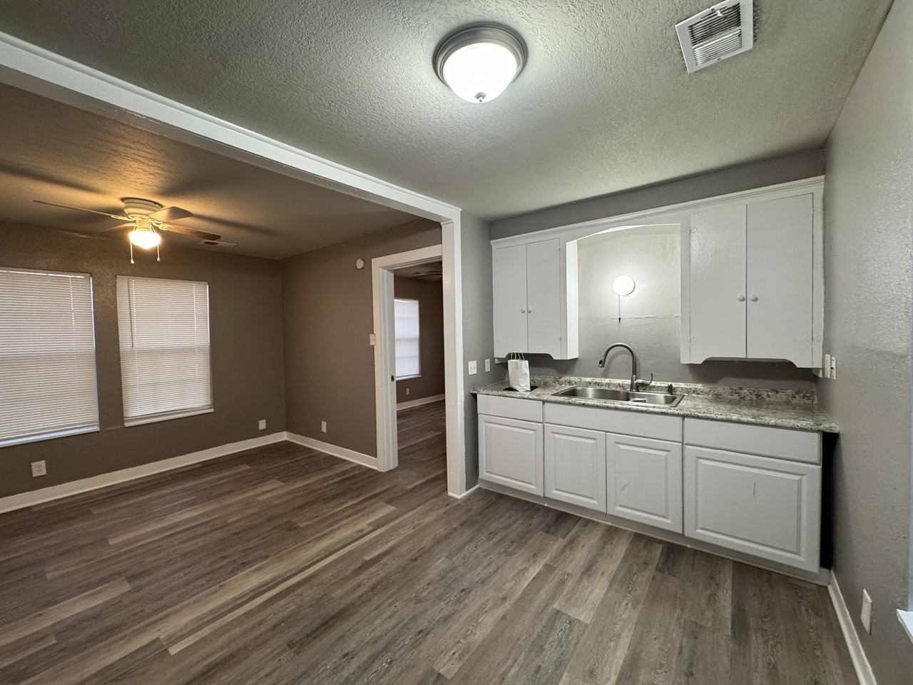 413 Osage St #1 - Photo 7 of 26