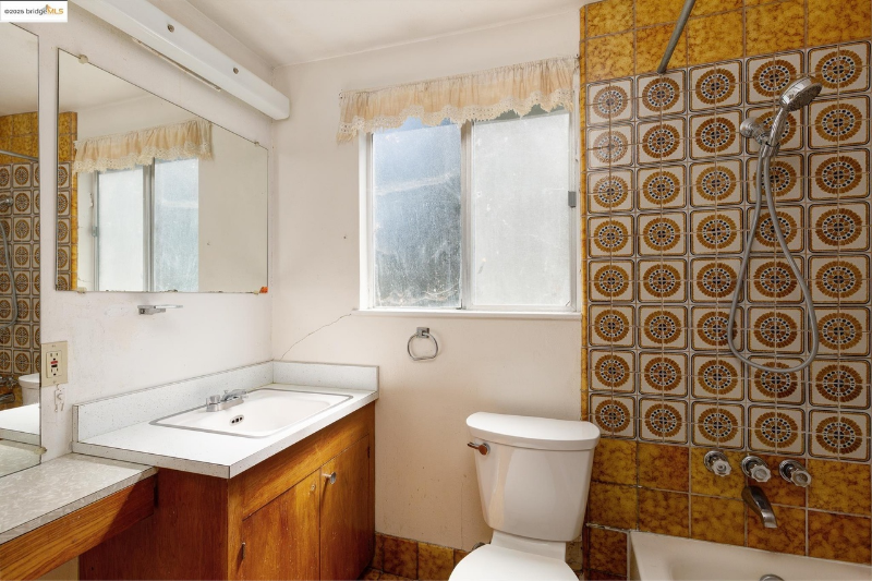 6022 Merriewood Dr - Photo 4 of 12