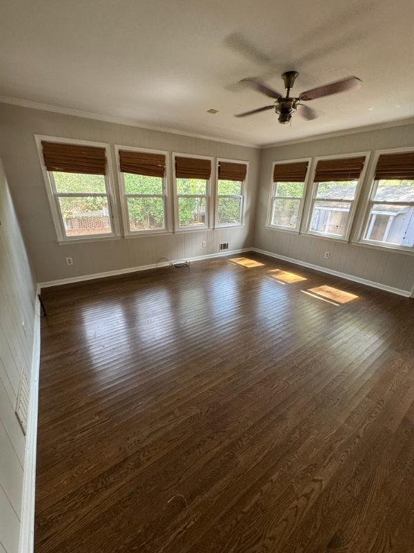 2733 Ashford Rd Ne - Photo 2 of 11