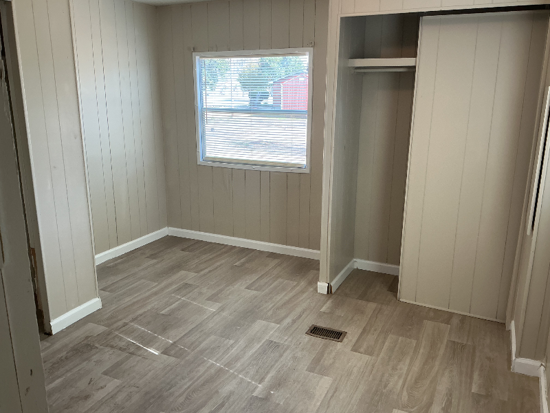 619 Prosperity Dr - Photo 3 of 20