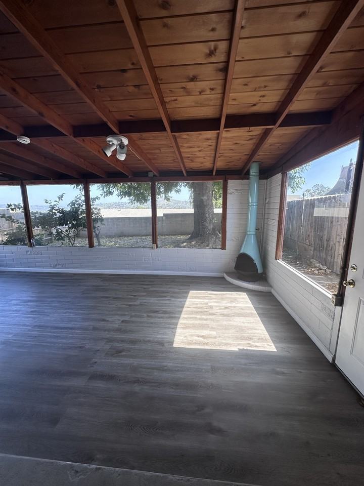 1405 Skyline Dr #1 - Photo 7 of 17