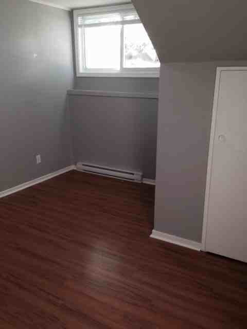53 Viking Rd #A - Photo 3 of 11