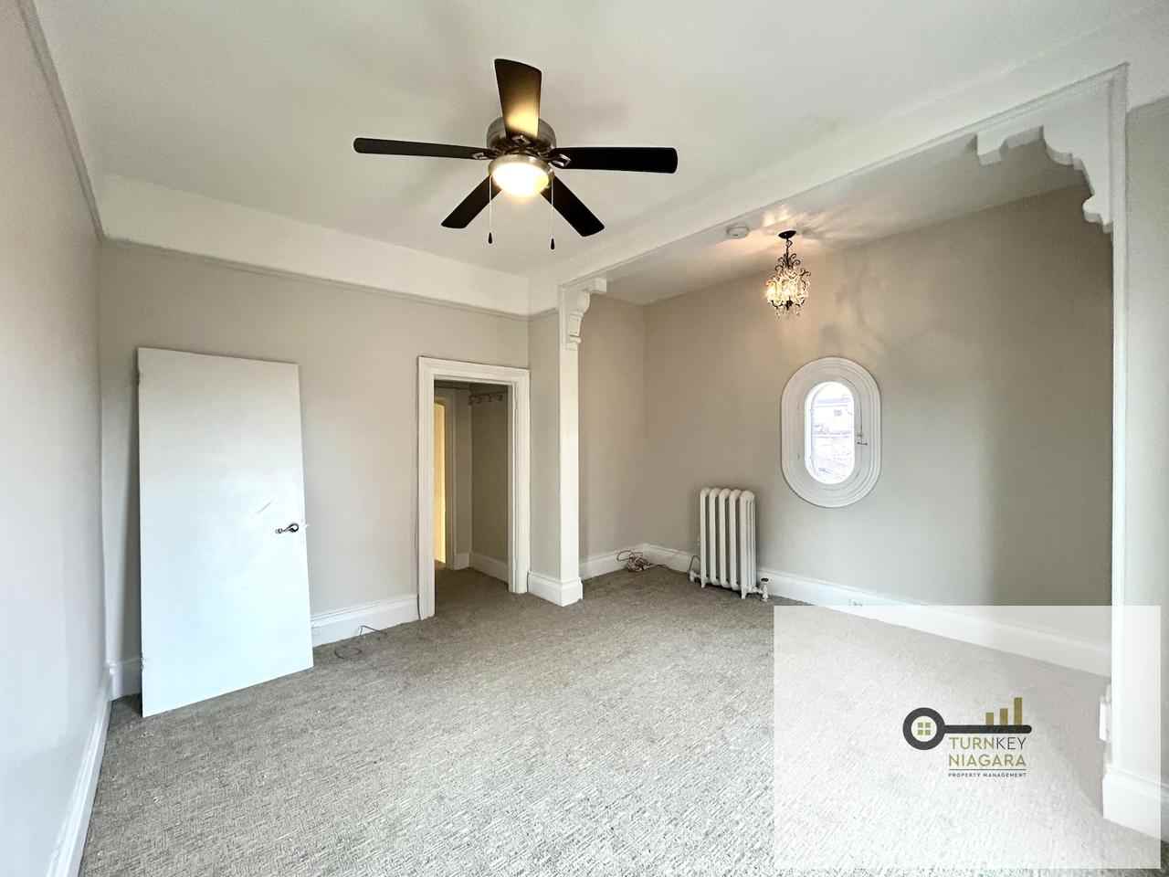 11 Welland Avenue - Photo 7 of 9