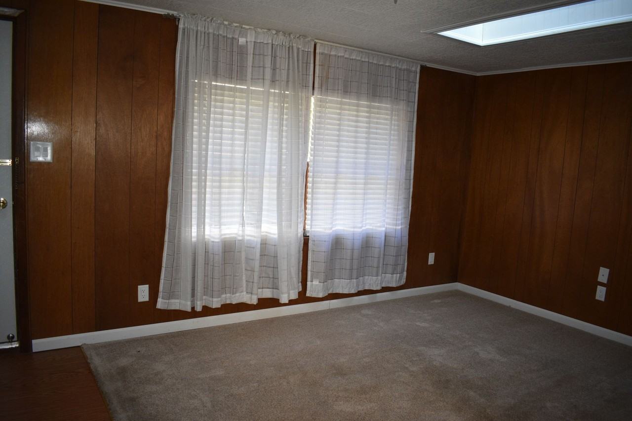 28 Rinkus Drive - Photo 2 of 6