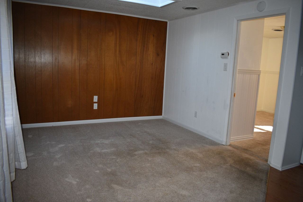 28 Rinkus Drive - Photo 3 of 6