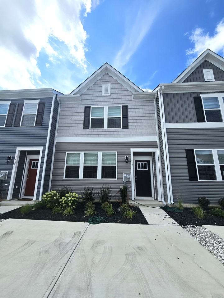 1410 Sugarplum Ln #1 - Photo 2 of 35