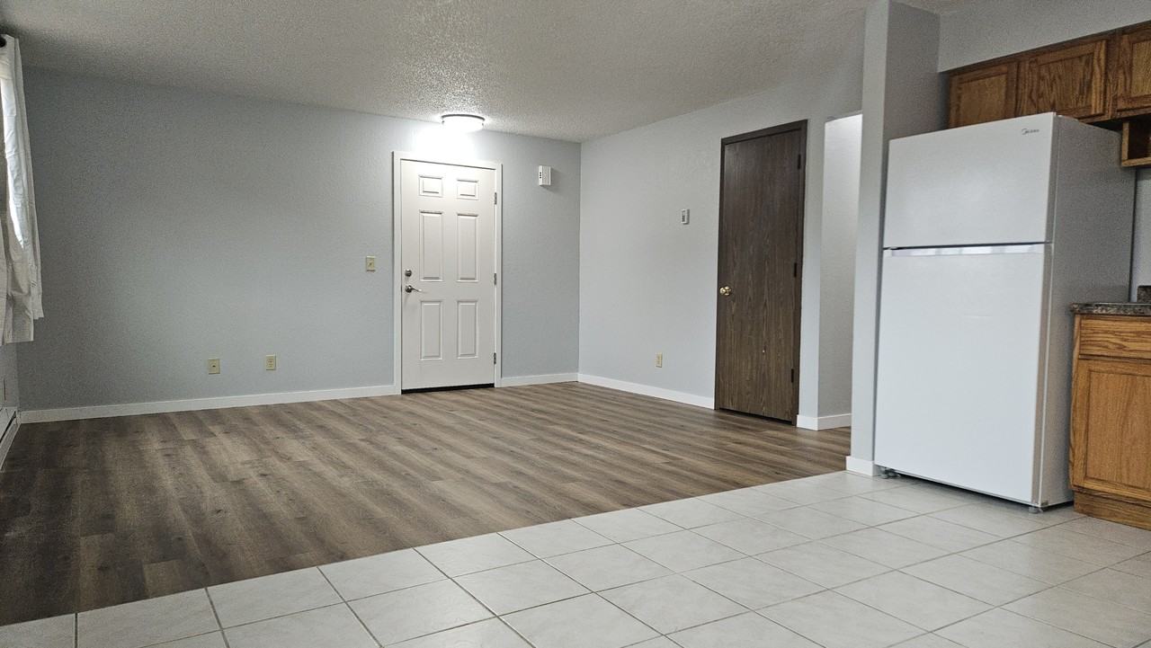 2865 Springreen Dr #3 - Photo 2 of 6