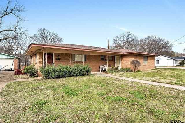 2622 N Tenneha Ave #A