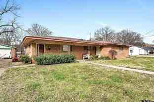 2622 N Tenneha Ave #A - Photo 1 of 1