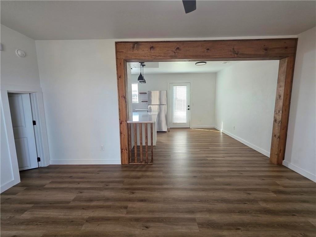 2300 Se Jayel Ter #3 - Photo 3 of 26