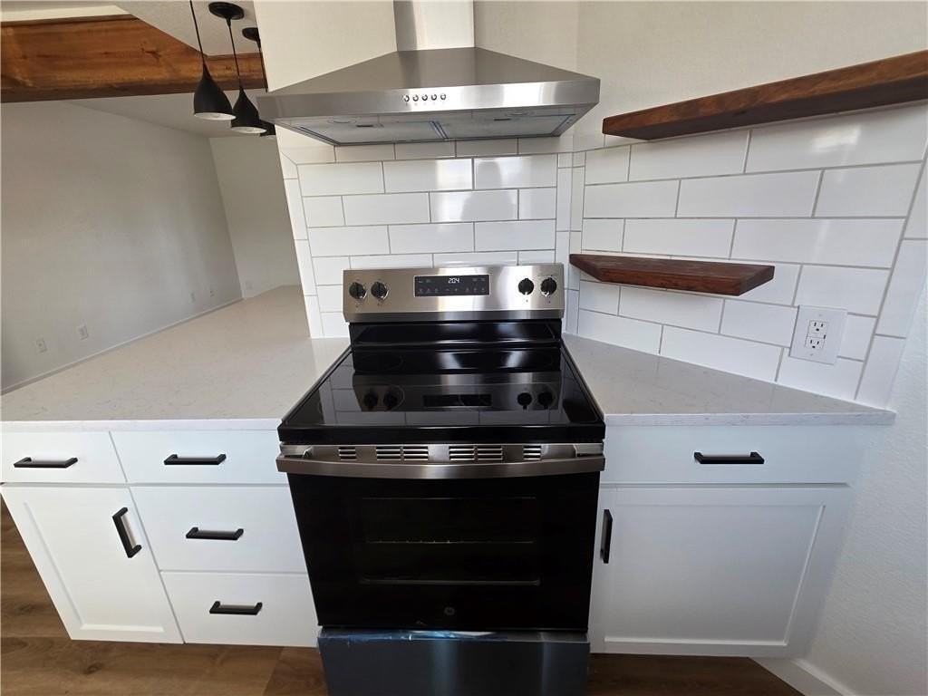 2300 Se Jayel Ter #3 - Photo 7 of 26