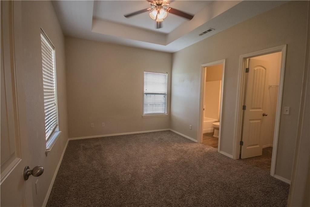 1240 Marigold Rd - Photo 4 of 8