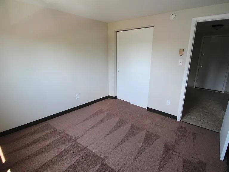 316 HICKMAN STREETAPT 8 #8 - Photo 7 of 9