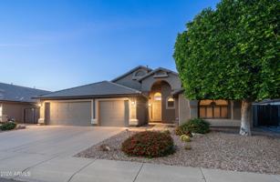 featured image of 2460 E Elgin St