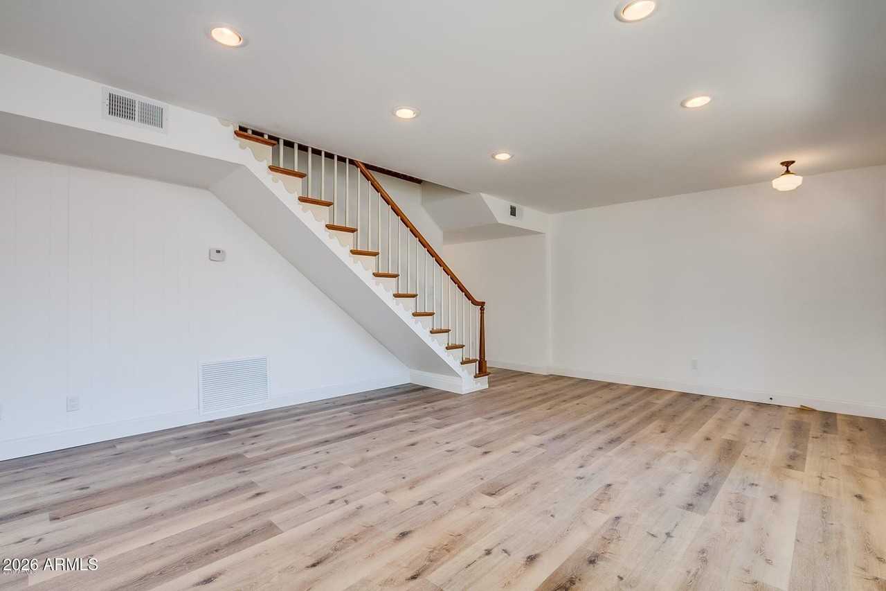 4009 E Campbell Ave - Photo 7 of 17