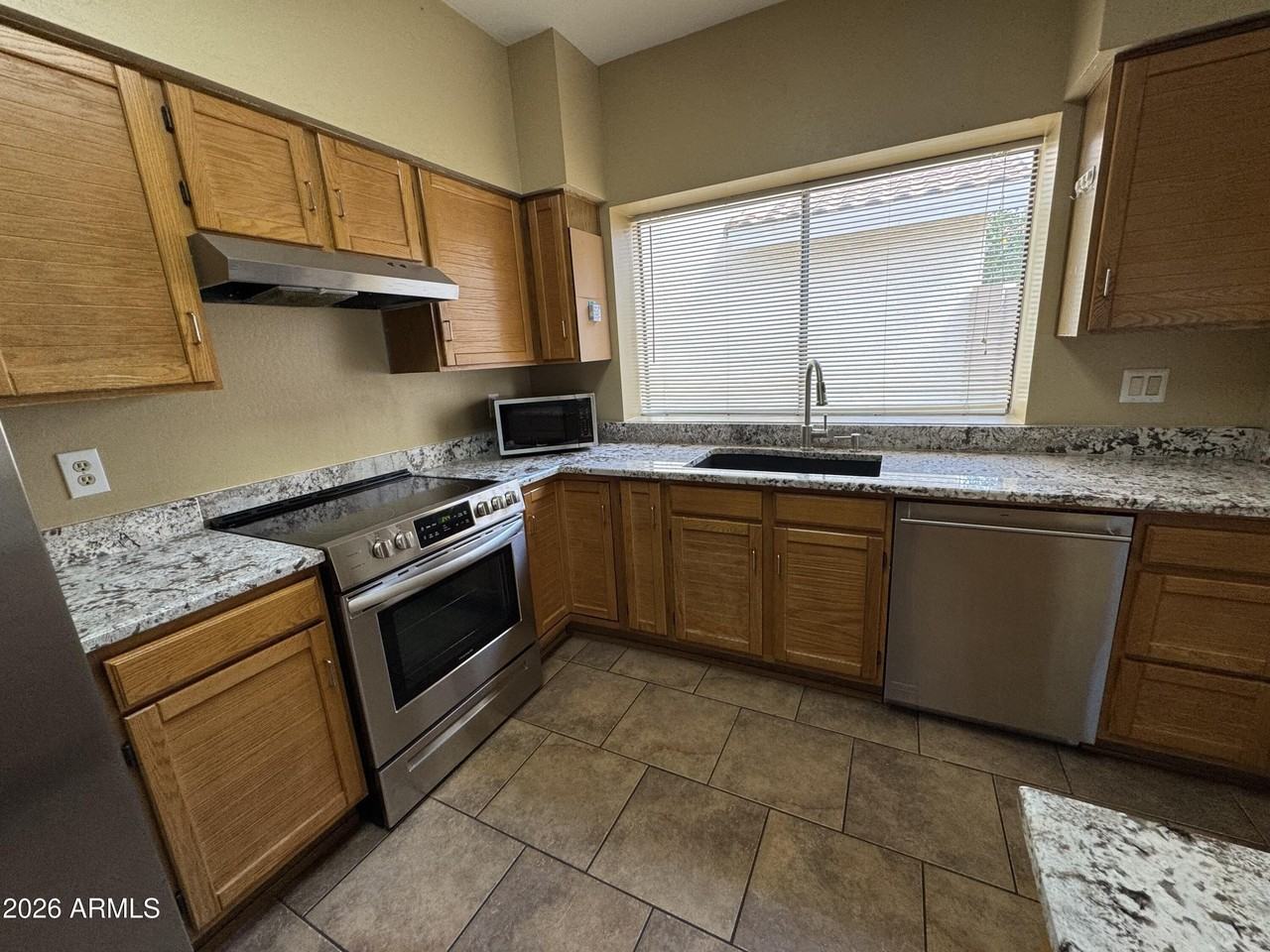 24 W Melody Ave - Photo 6 of 37