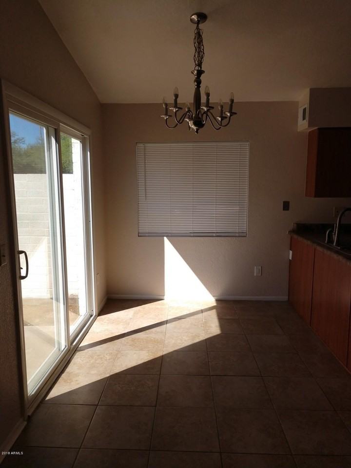 921 W Laguna Dr - Photo 5 of 13