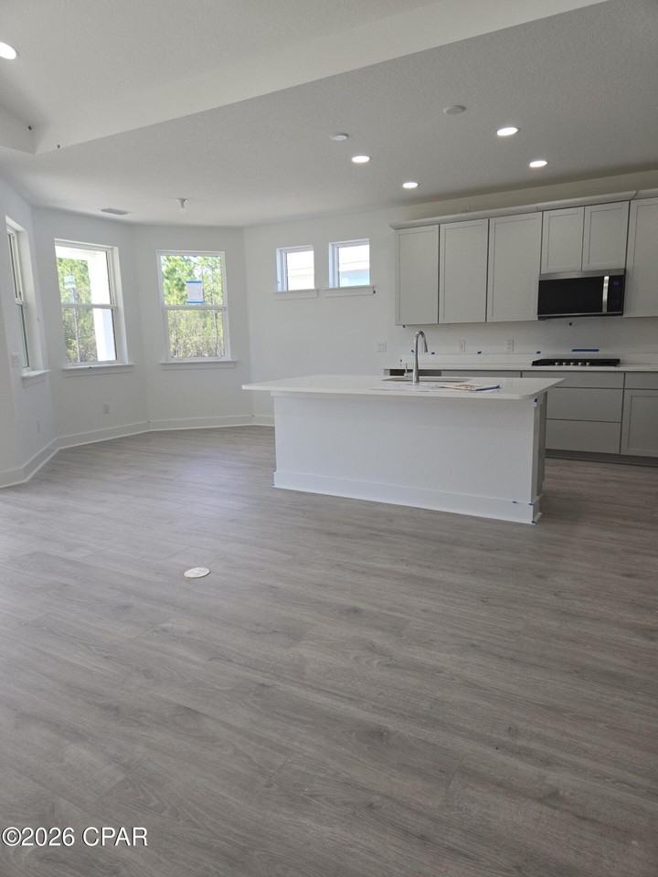 9535 Escape Ave - Photo 2 of 12