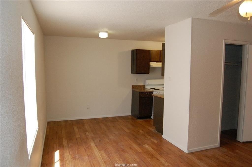 1535 Pine Ridge Dr Apt C #C - Photo 3 of 14