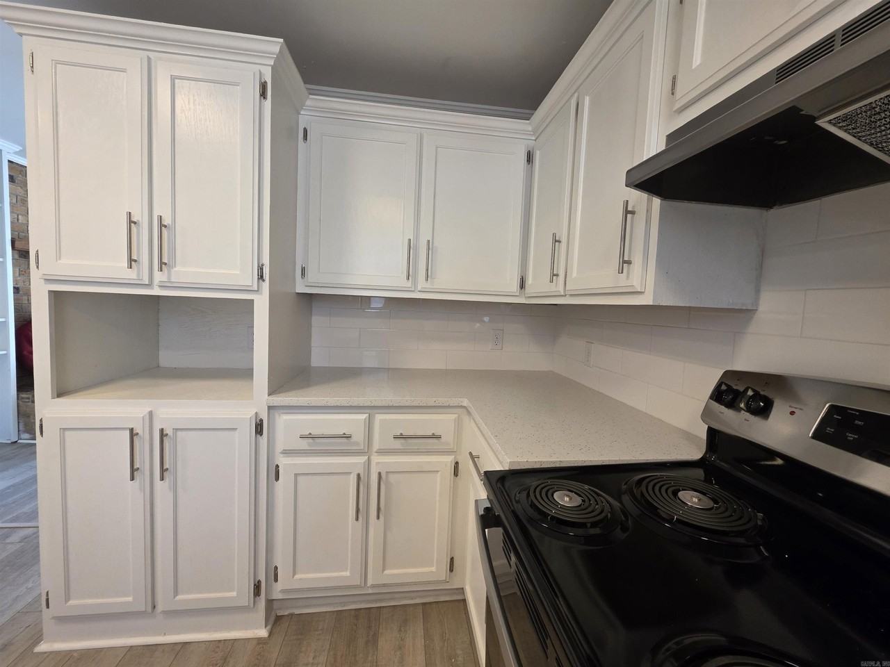 202 Rosemary Ln - Photo 6 of 25