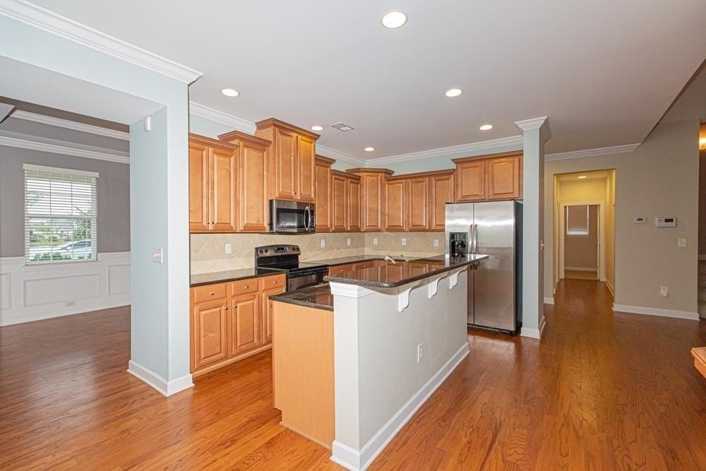 1749 Paddington St - Photo 6 of 15