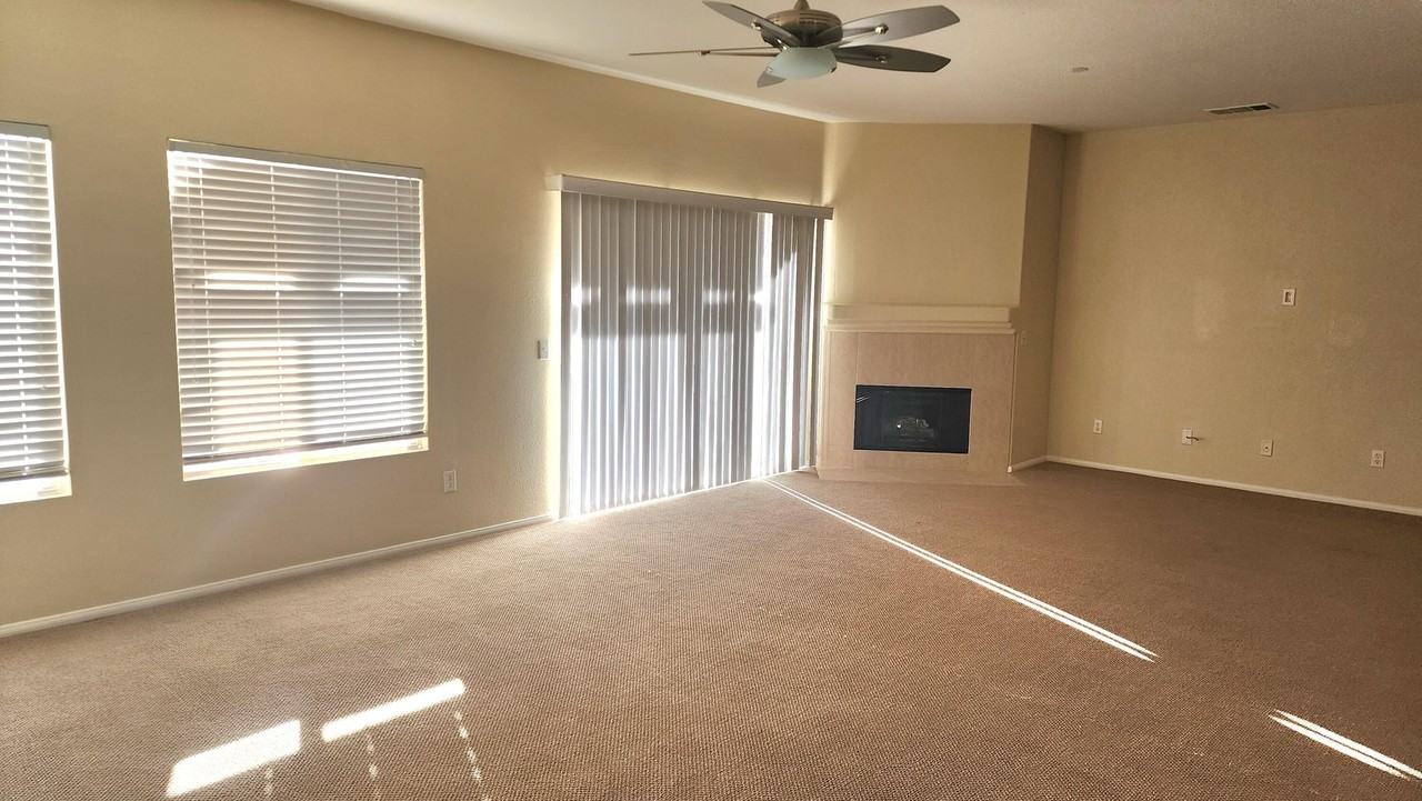 1207 Palmas Rdg - Photo 6 of 30