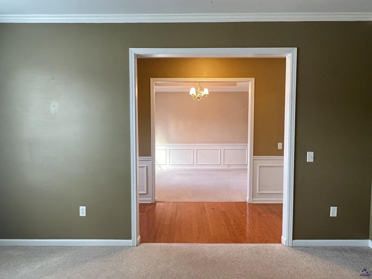 312 Hearthwood Dr - Photo 6 of 35