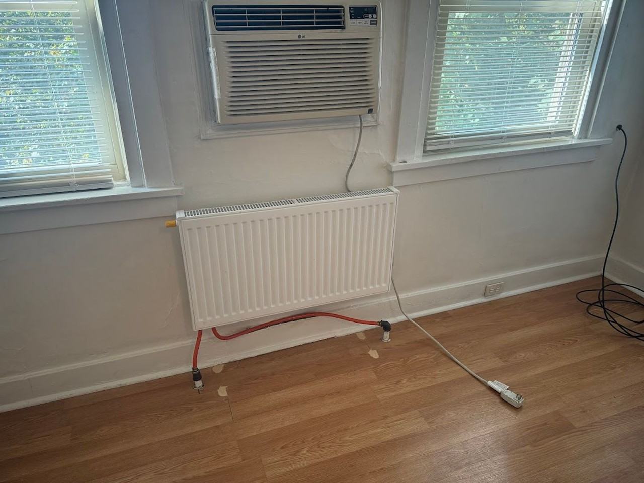 6325 Glenview Pl - Photo 3 of 45